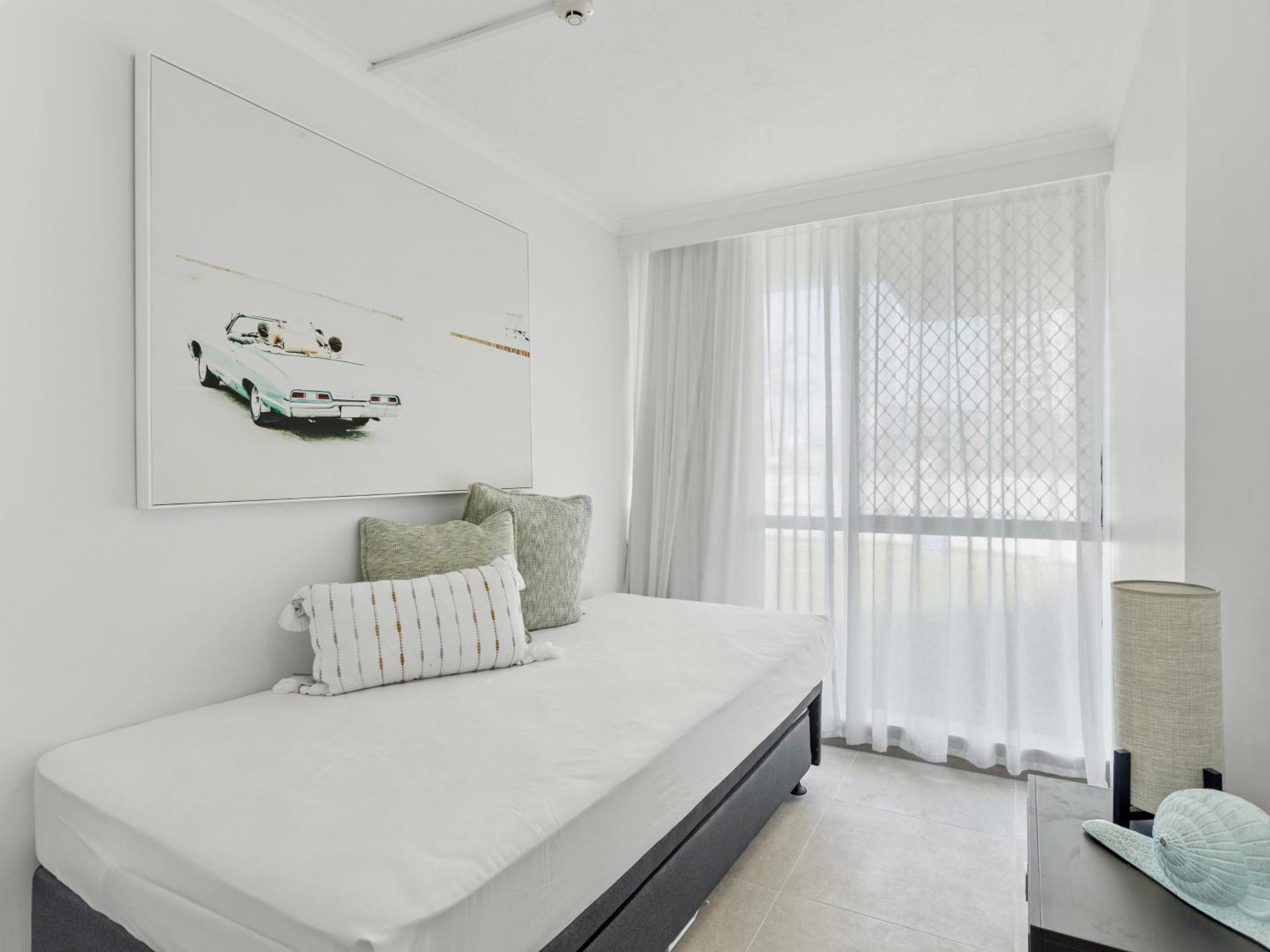 Seacrest Beachfront Apartments Surfers Paradise Gold Coast Extérieur photo