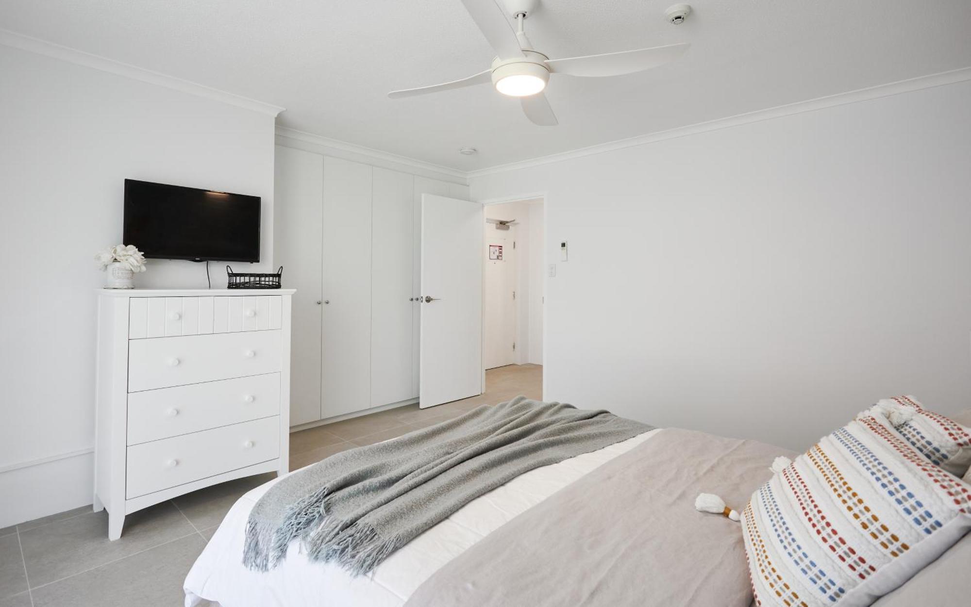 Seacrest Beachfront Apartments Surfers Paradise Gold Coast Extérieur photo