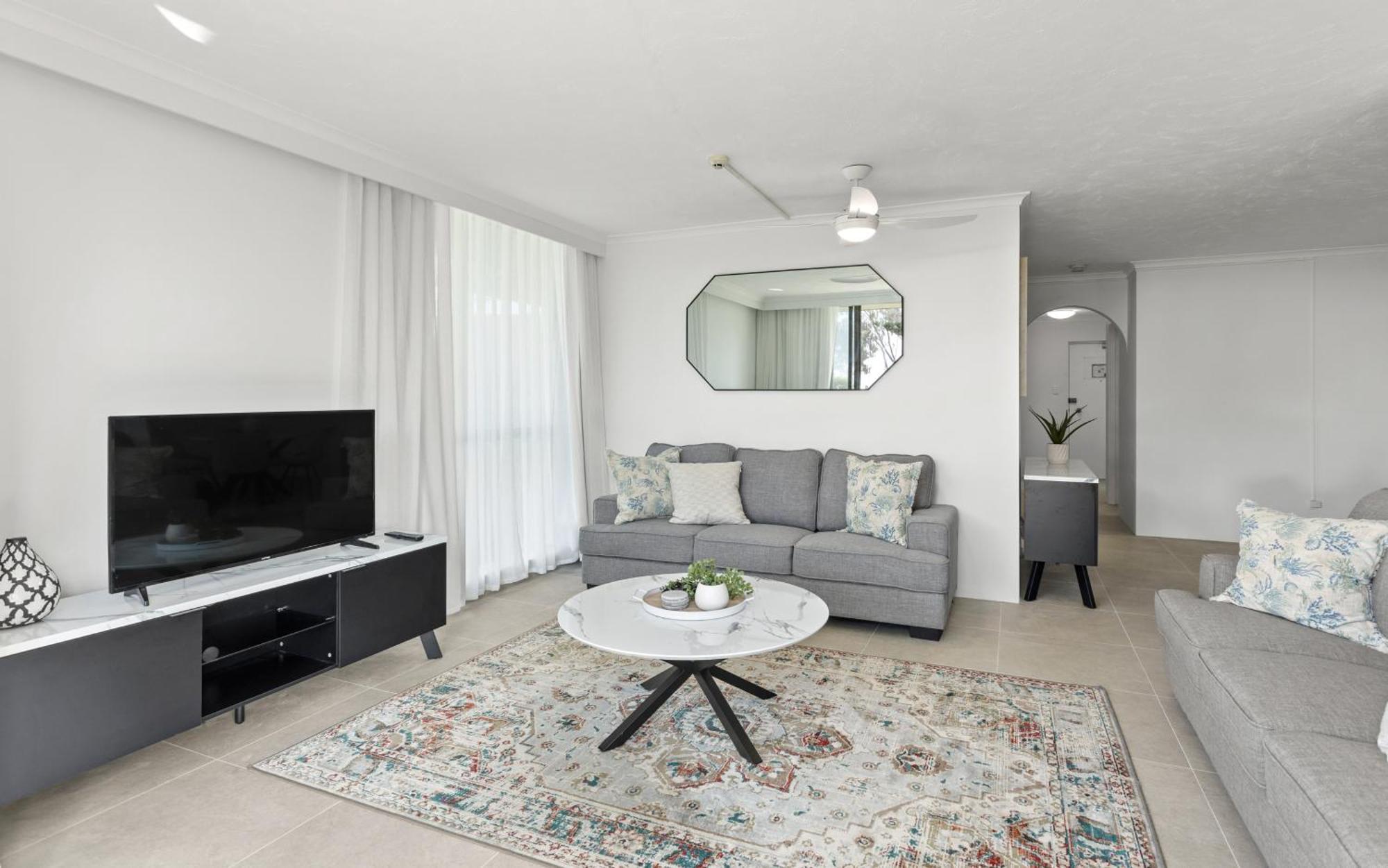 Seacrest Beachfront Apartments Surfers Paradise Gold Coast Extérieur photo