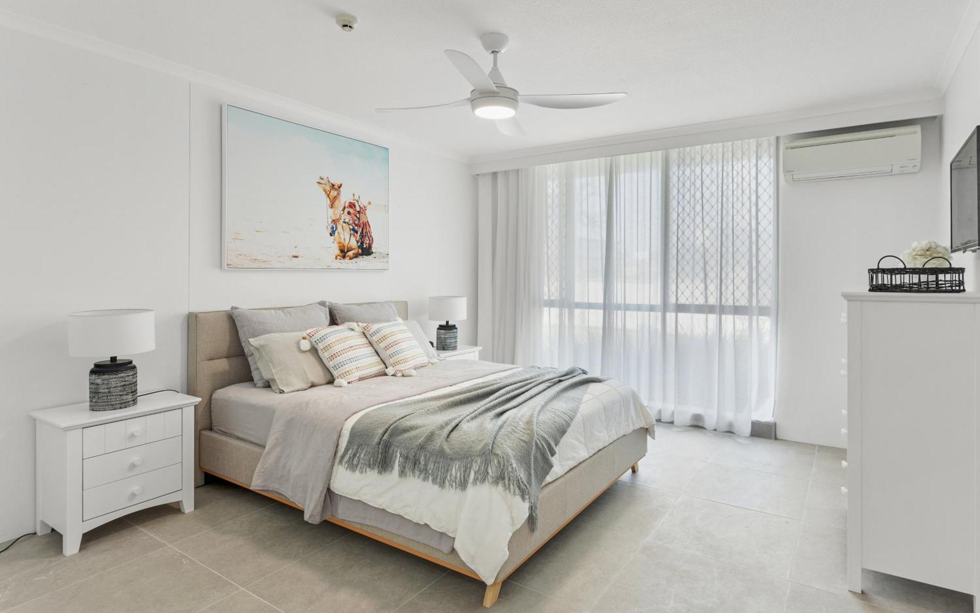 Seacrest Beachfront Apartments Surfers Paradise Gold Coast Extérieur photo