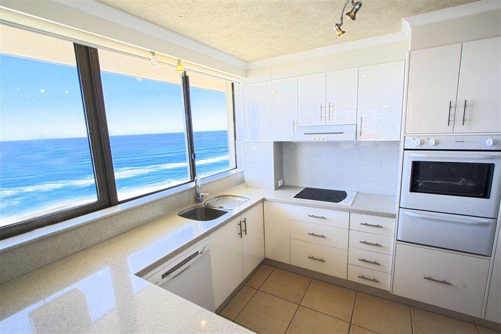 Seacrest Beachfront Apartments Surfers Paradise Gold Coast Extérieur photo