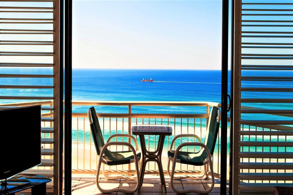 Seacrest Beachfront Apartments Surfers Paradise Gold Coast Extérieur photo