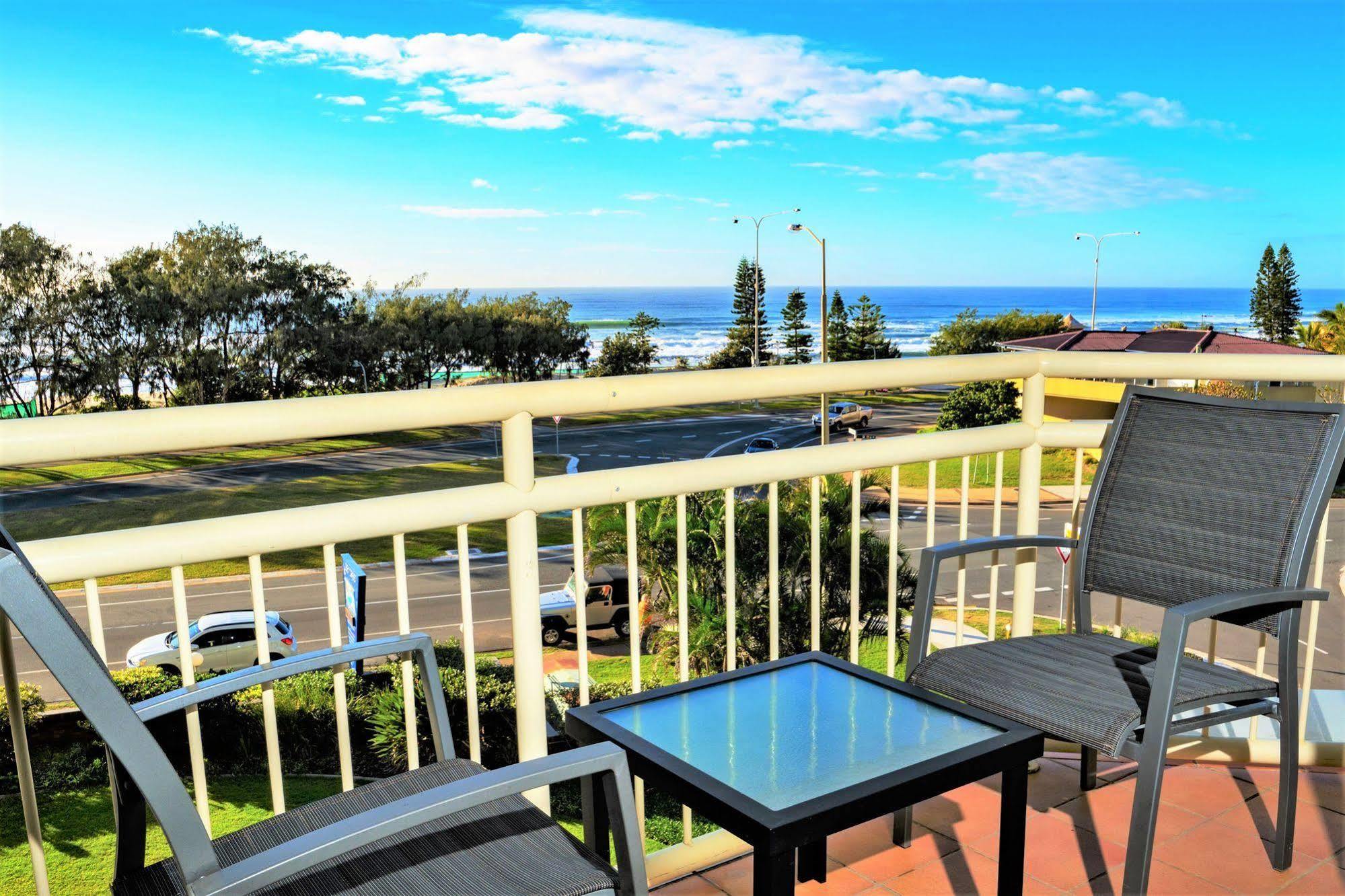 Seacrest Beachfront Apartments Surfers Paradise Gold Coast Extérieur photo