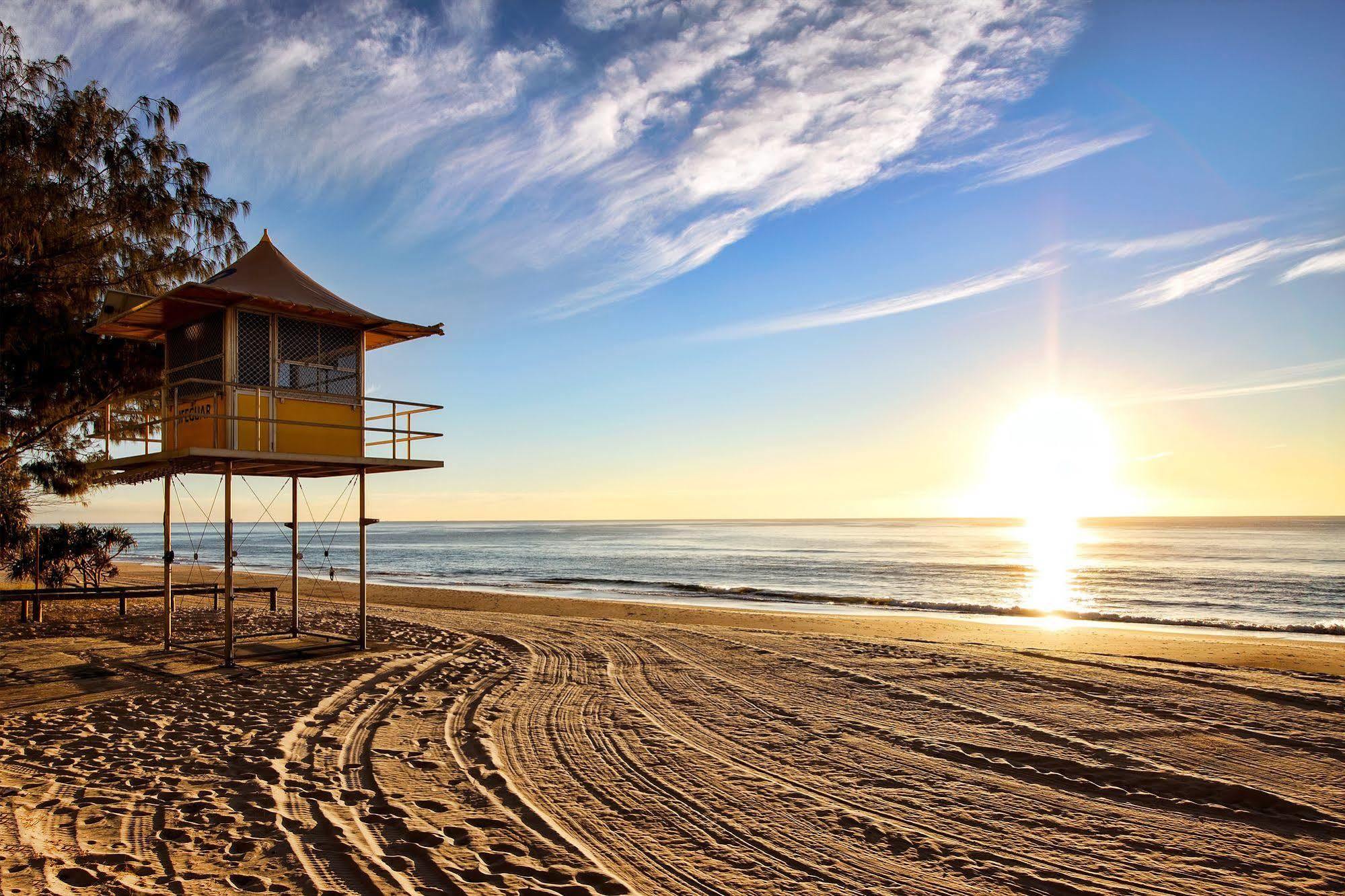 Seacrest Beachfront Apartments Surfers Paradise Gold Coast Extérieur photo