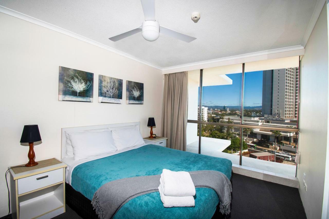 Seacrest Beachfront Apartments Surfers Paradise Gold Coast Extérieur photo