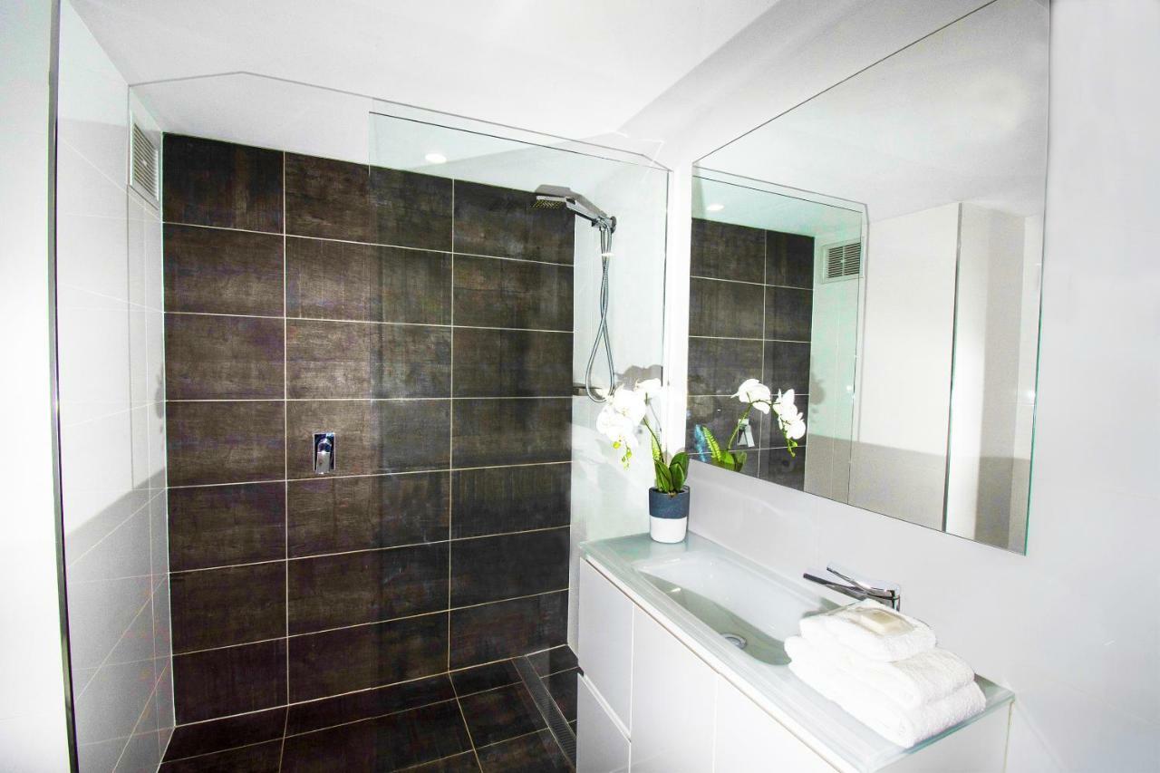 Seacrest Beachfront Apartments Surfers Paradise Gold Coast Extérieur photo